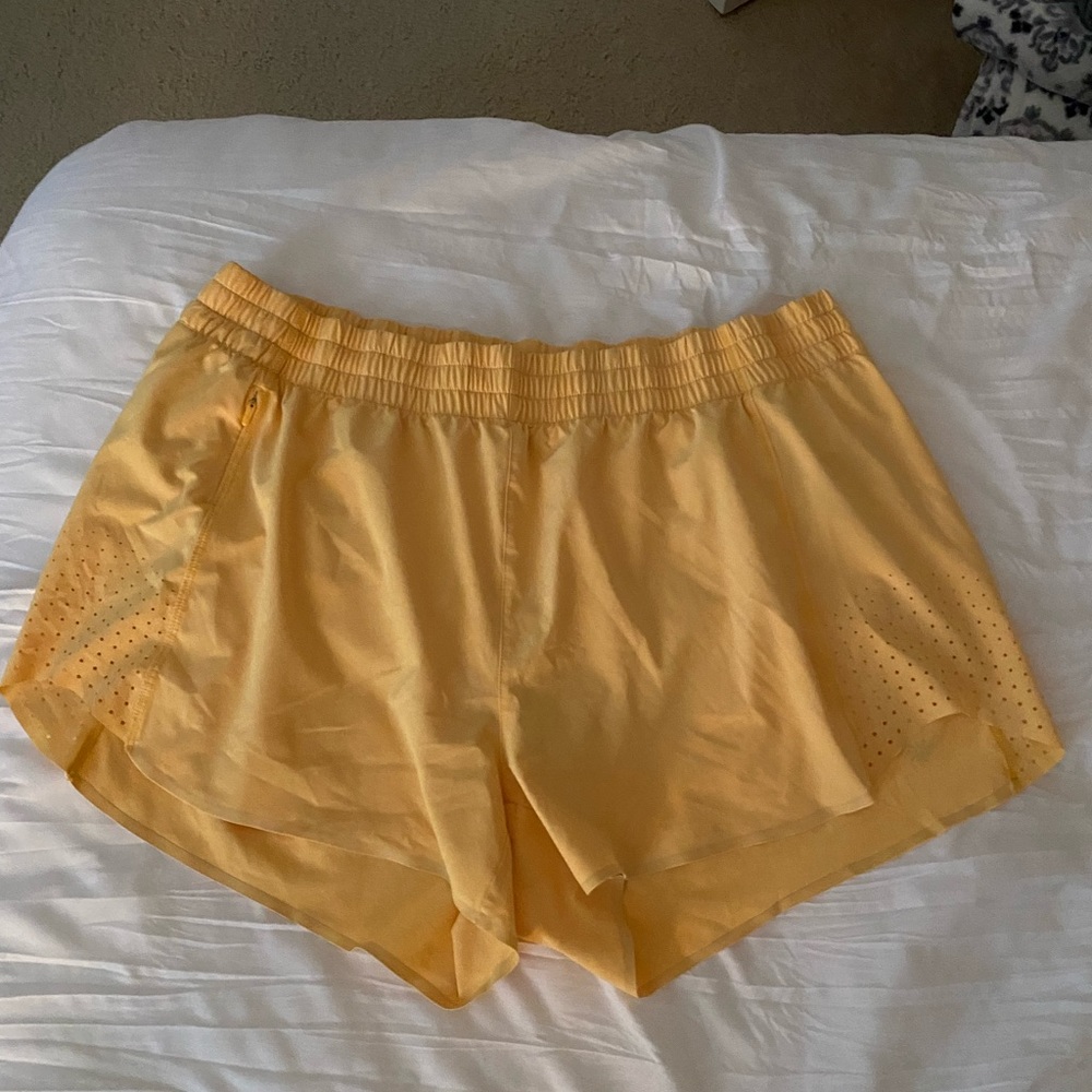 Athleta Hustle shorts